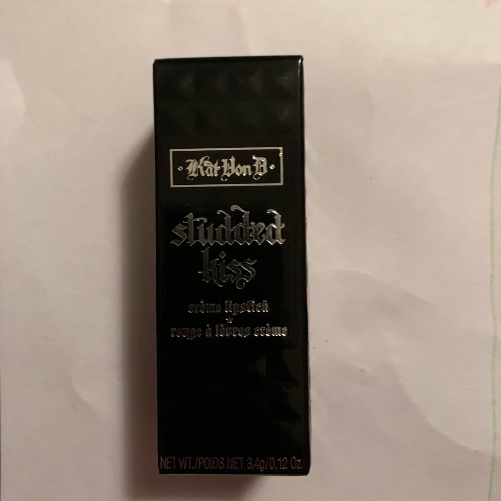 KAT VON D STUDDED KISS CREME LIPSTICK